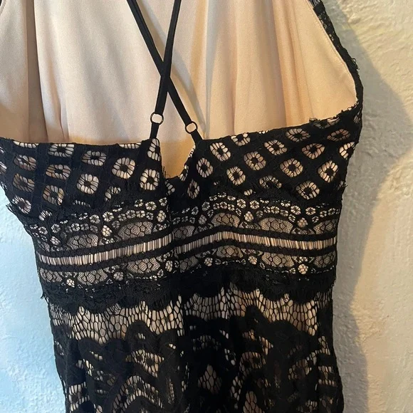 LULU’S Elegant Black Lace Dress - Picture 5 of 6
